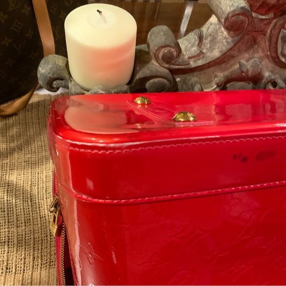 —SOLD—LV Red Vernis GM Alma - Picture 12 of 16